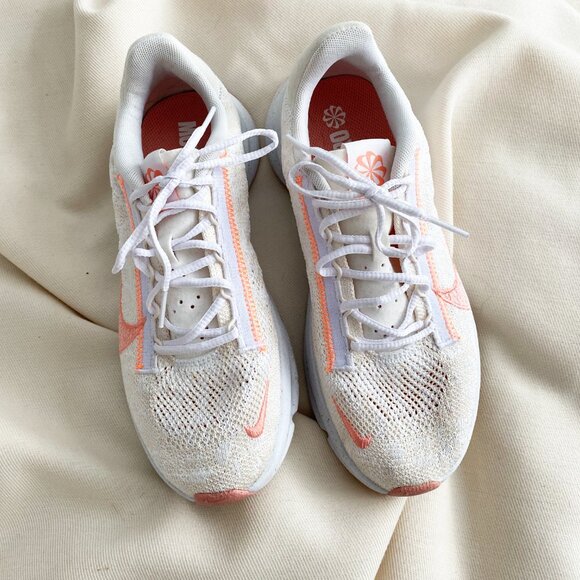 Nike "Superrep" Sneaker in Orange, size 7.5 - Picture 6 of 8